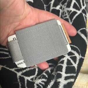 Nomatic Slim Minimalist Wallet